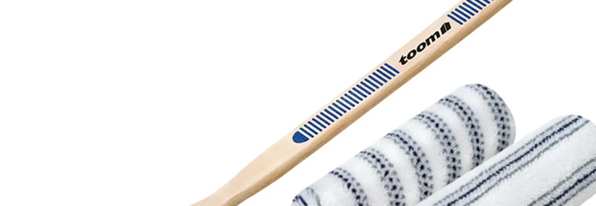 Pinsel und zwei Farbroller